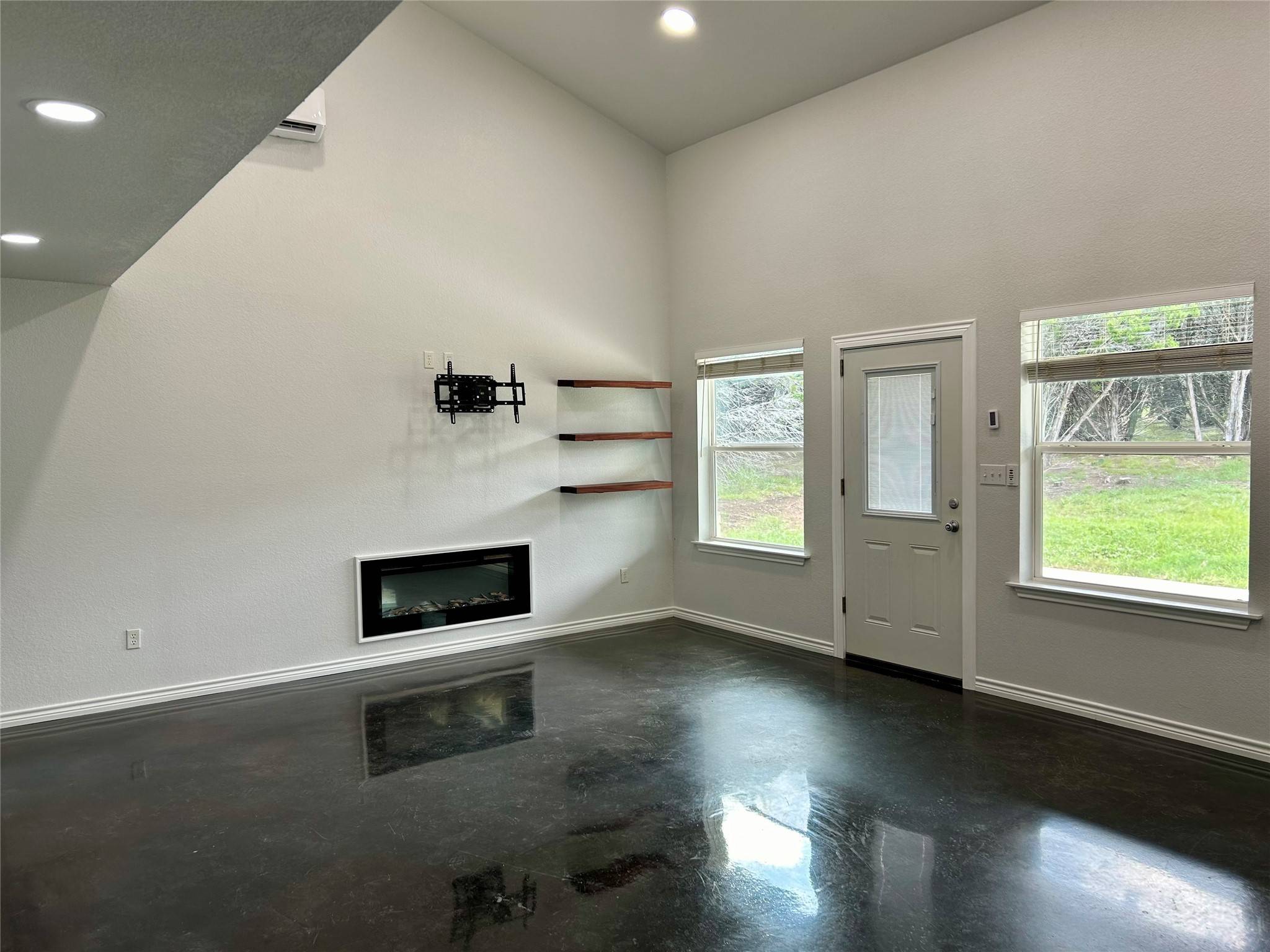 Whitney, TX 76692,334A Fort Graham RD