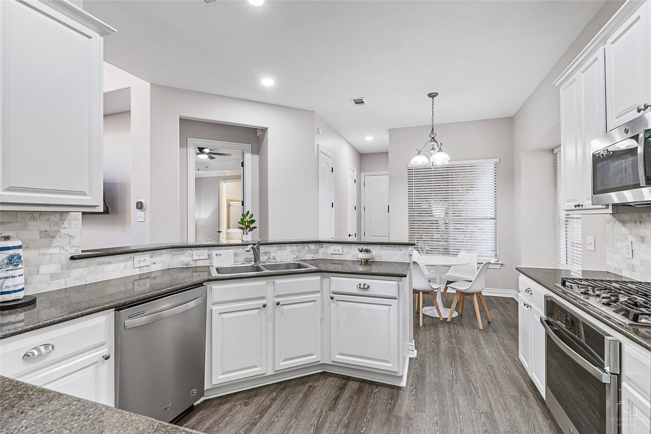 Lewisville, TX 75077,1460 Bristol LN