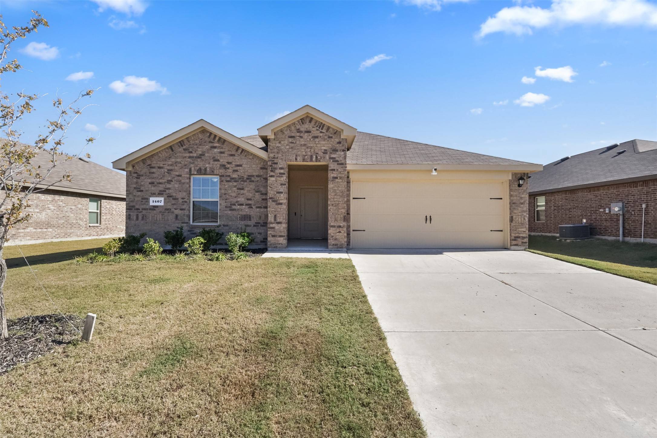 1407 Barnwood LN, Royse City, TX 75189