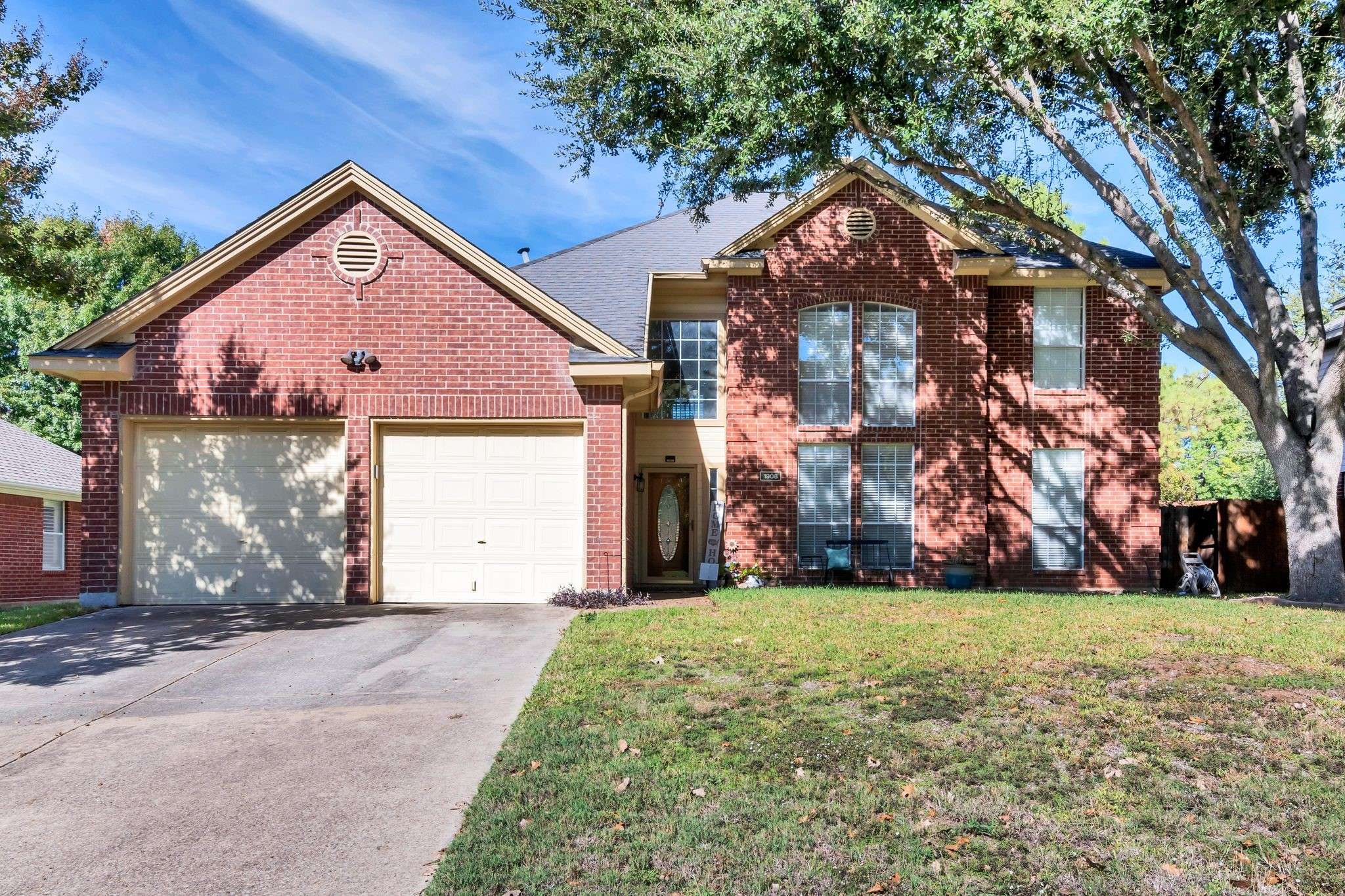 1908 Cobbs DR, Grapevine, TX 76051
