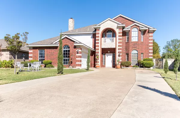 3120 Cantura DR, Mesquite, TX 75181