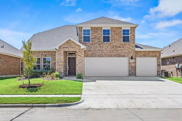 752 Vineyard WAY, Forney, TX 75126