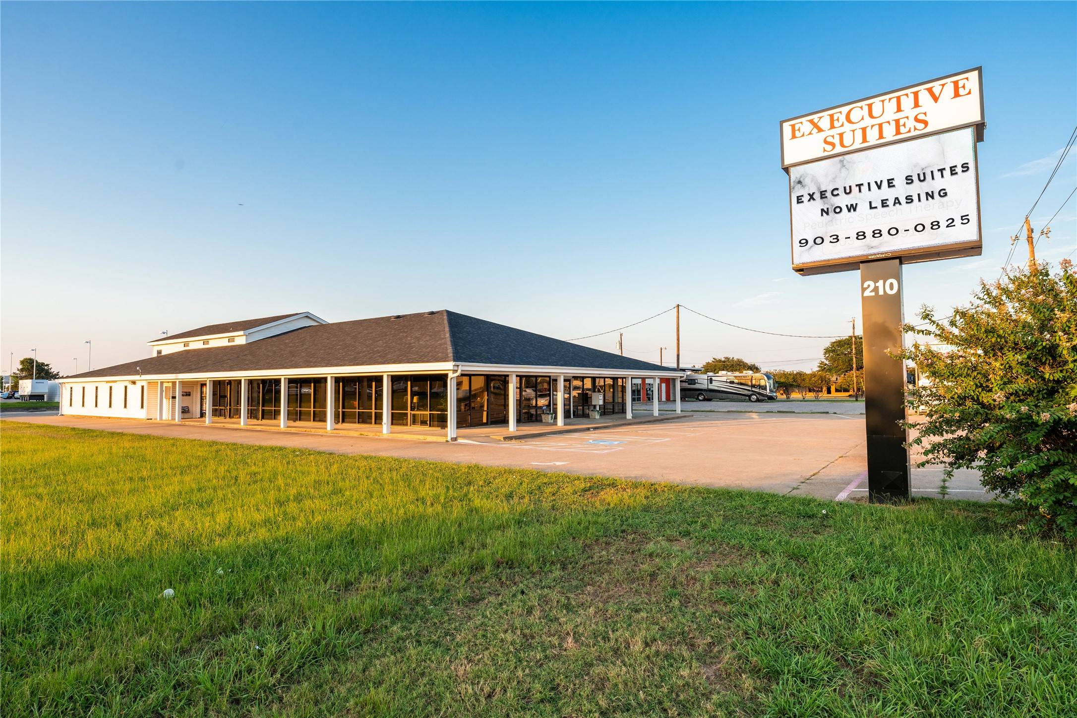 210 W Main ST #34, Gun Barrel City, TX 75156