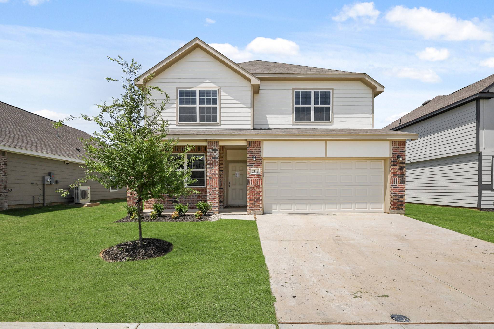 2412 Dahlia DR, Fort Worth, TX 76123