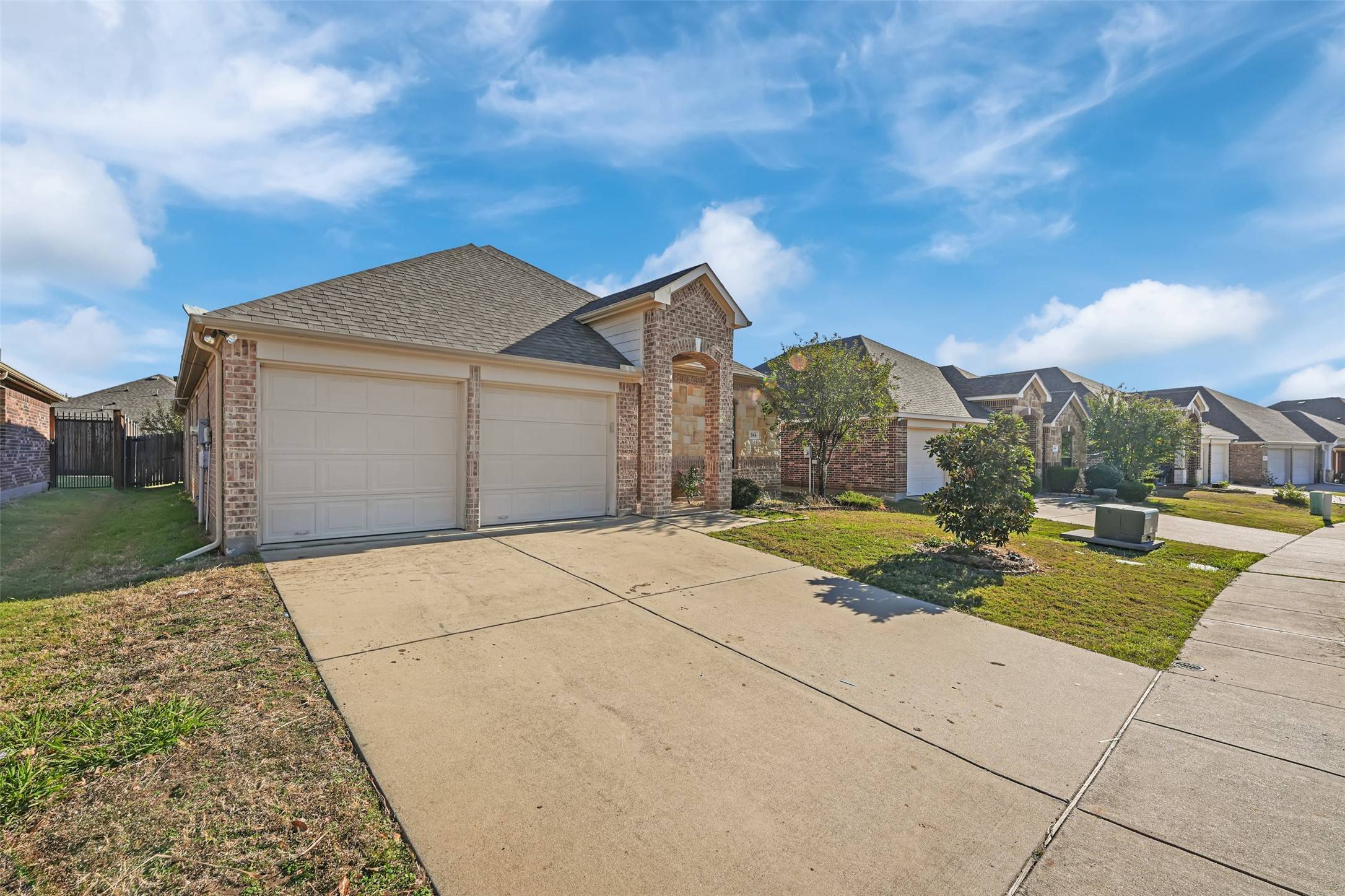 Grand Prairie, TX 75051,944 Preakness DR