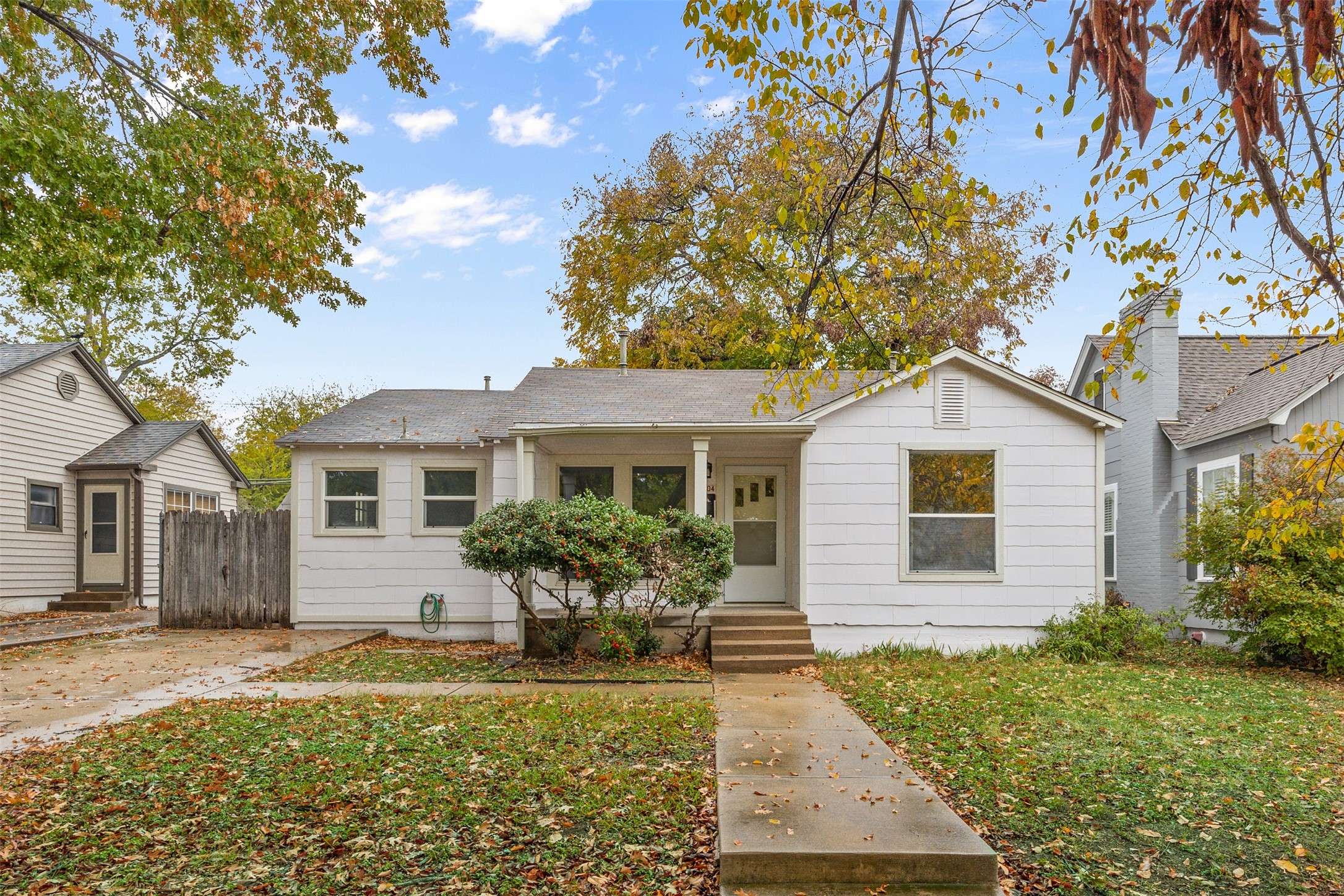 3904 El Campo AVE, Fort Worth, TX 76107