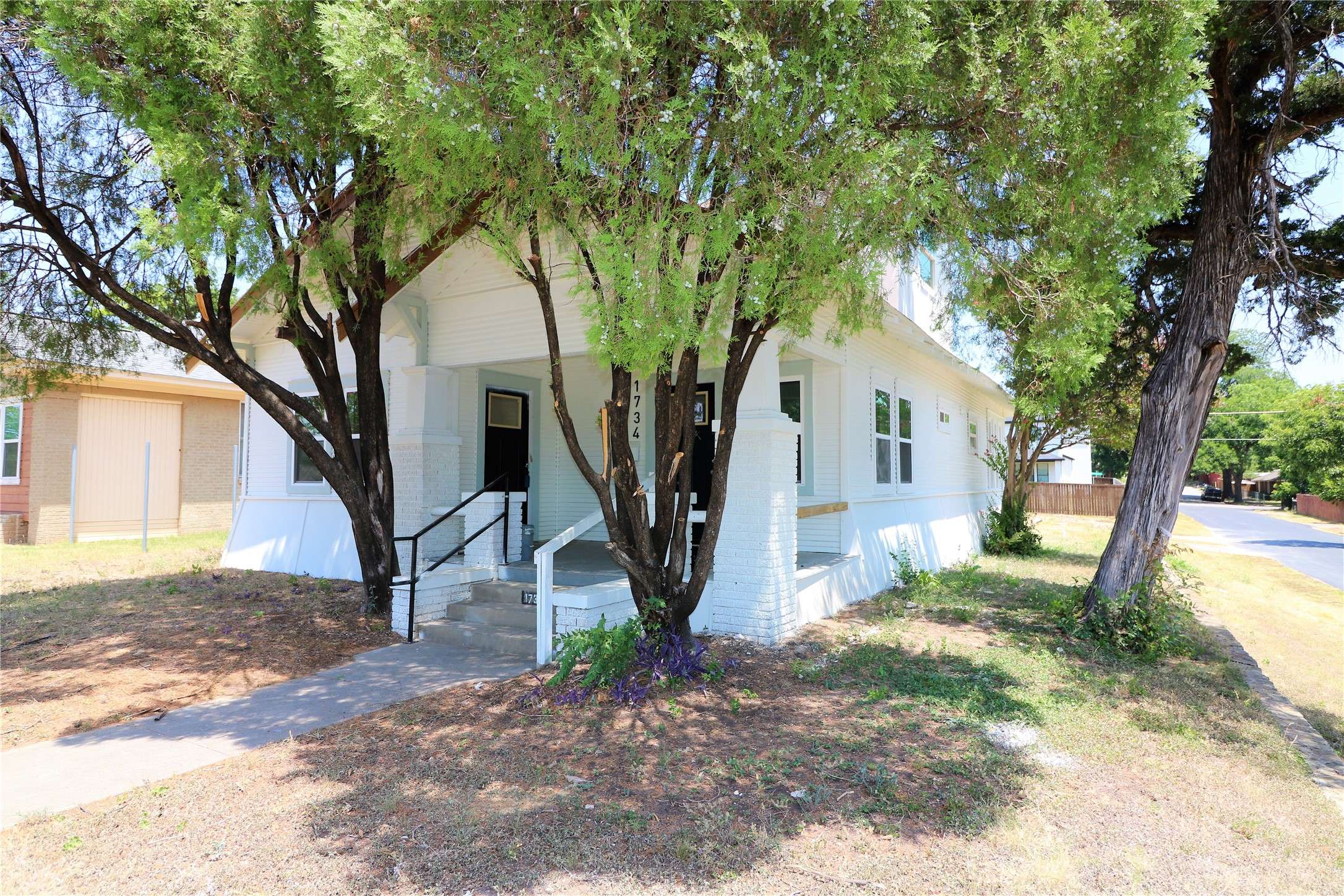Dallas, TX 75216,1734 Arizona AVE #1
