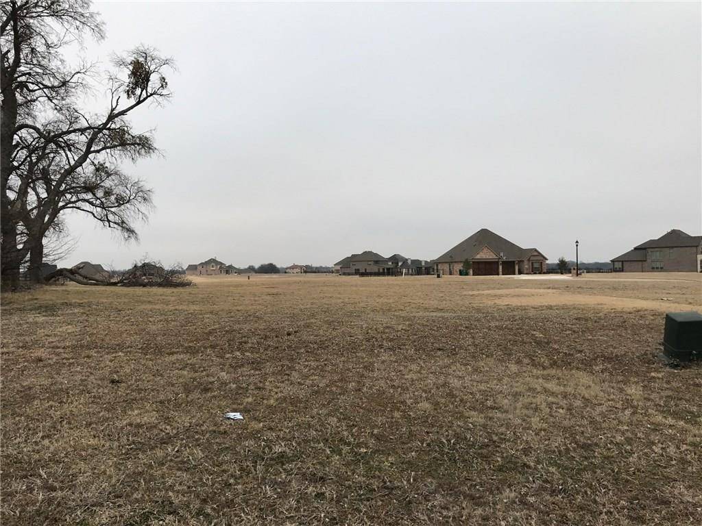 Gunter, TX 75058,1922 Running Deer LN