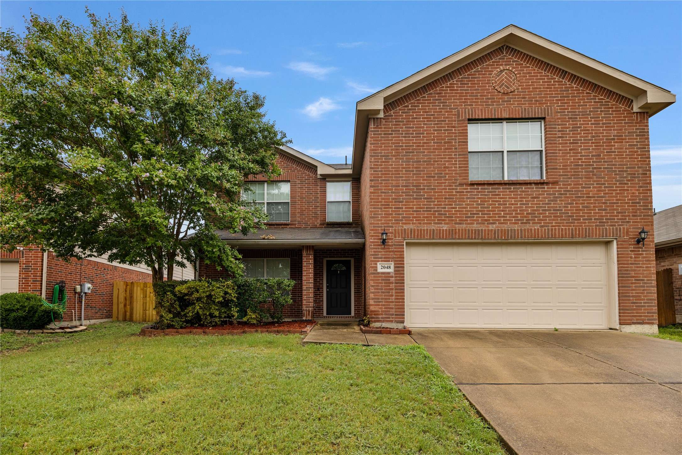 2048 Stagecoach TRL, Heartland, TX 75126