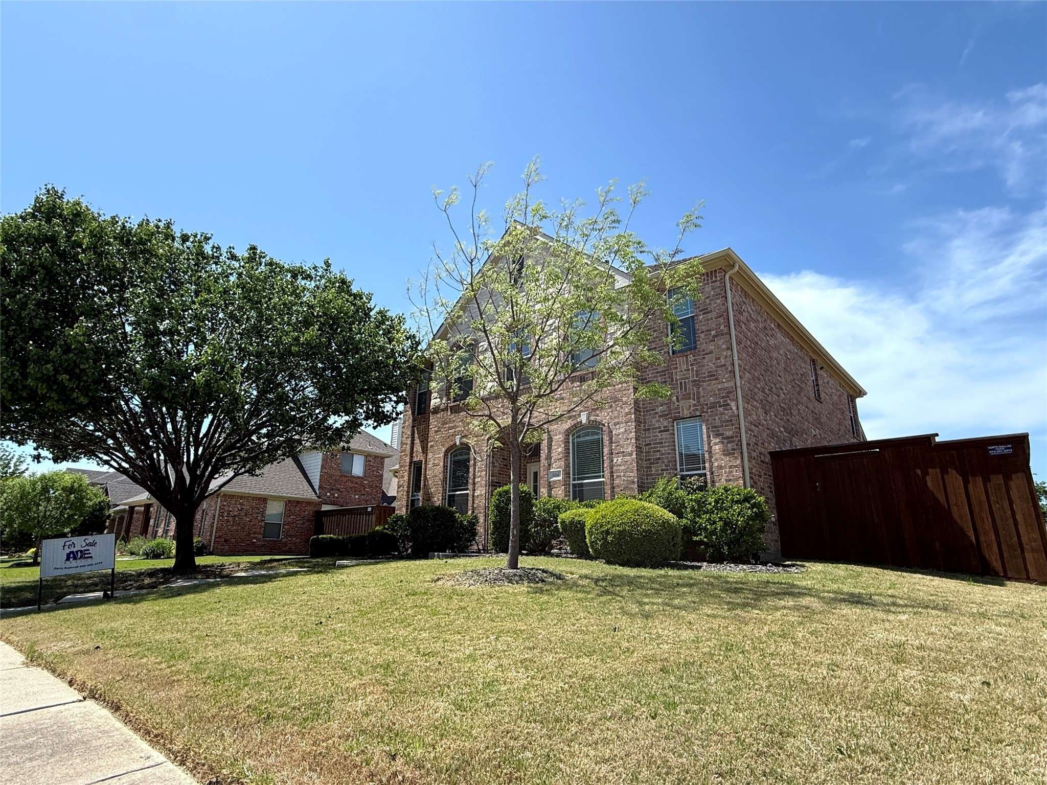 Frisco, TX 75036,954 Highland Hills DR