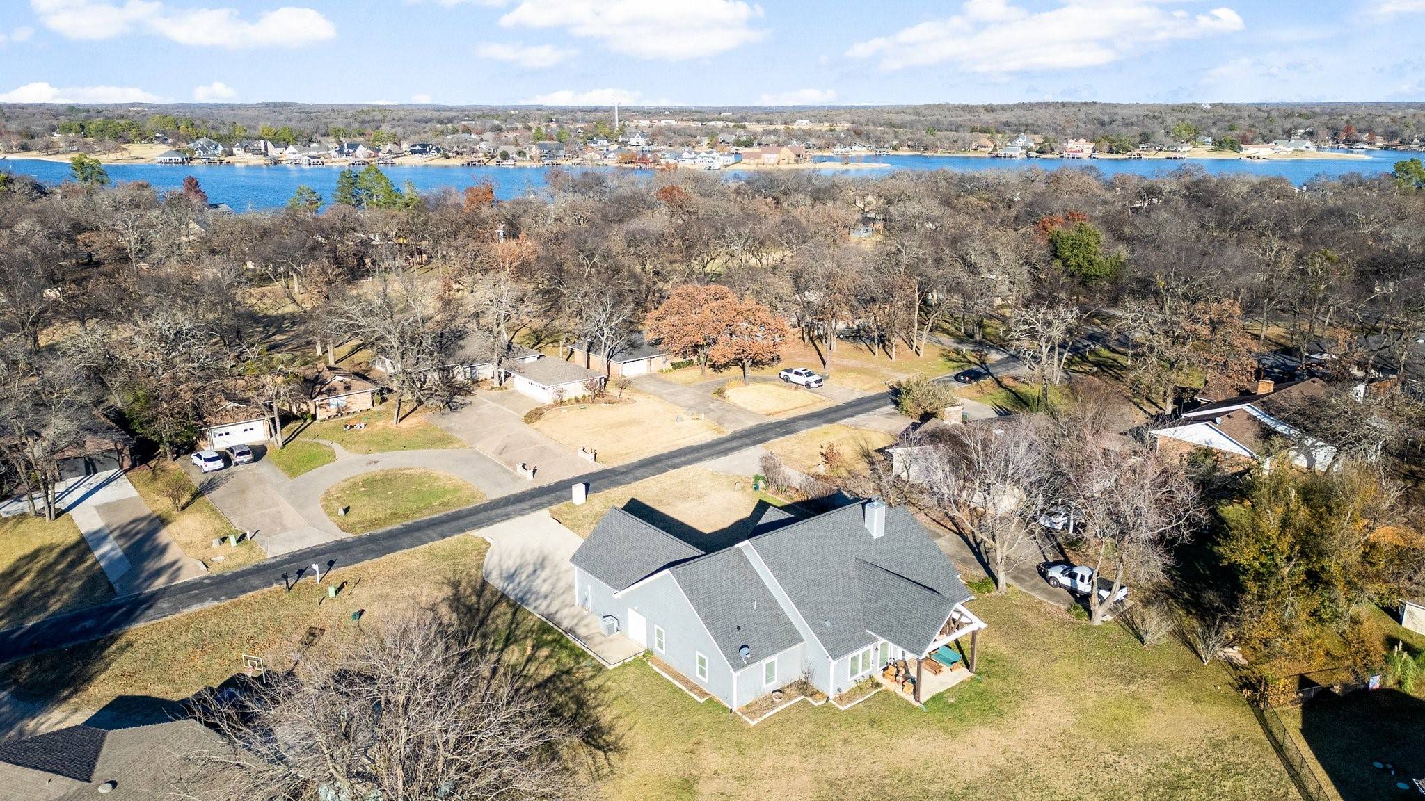 Lake Kiowa, TX 76240,206 Modoc TRL