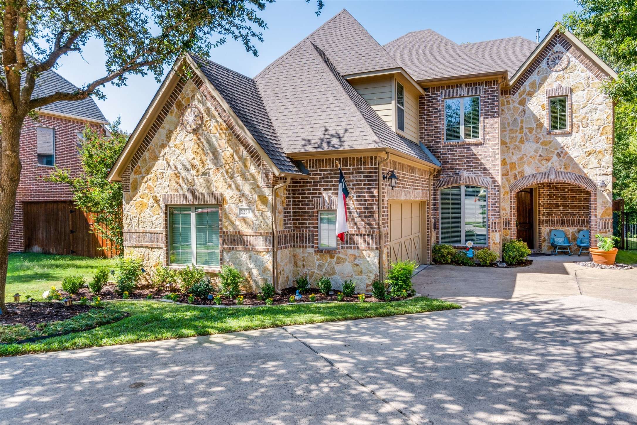 2238 Forest Hollow PARK,  Dallas,  TX 75228