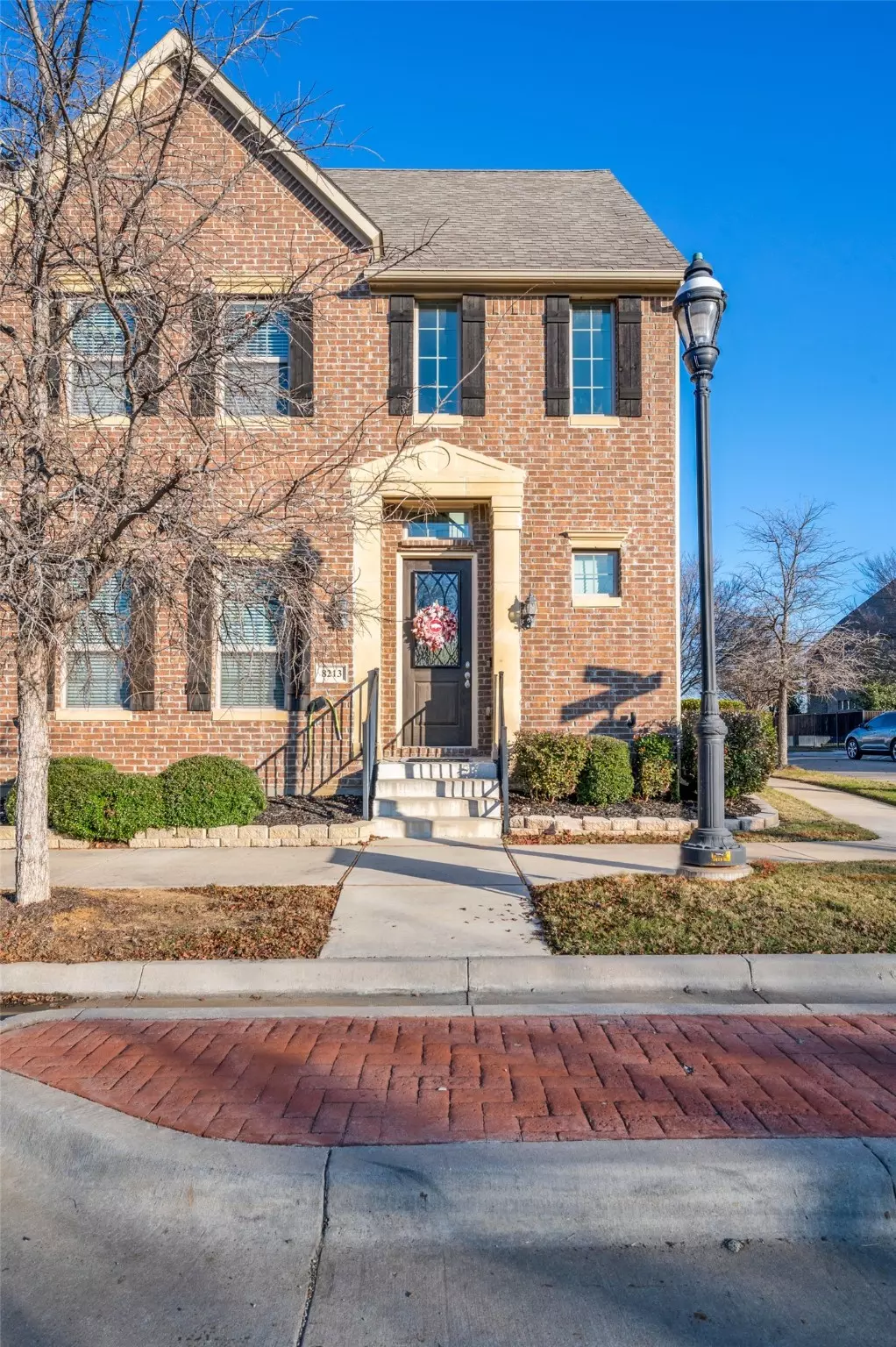 North Richland Hills, TX 76182,8213 Main ST