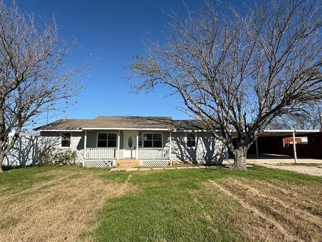 8963 Cartwright DR, Cresson, TX 76035