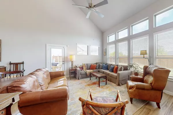 Waxahachie, TX 75165,185 Rio Grande DR