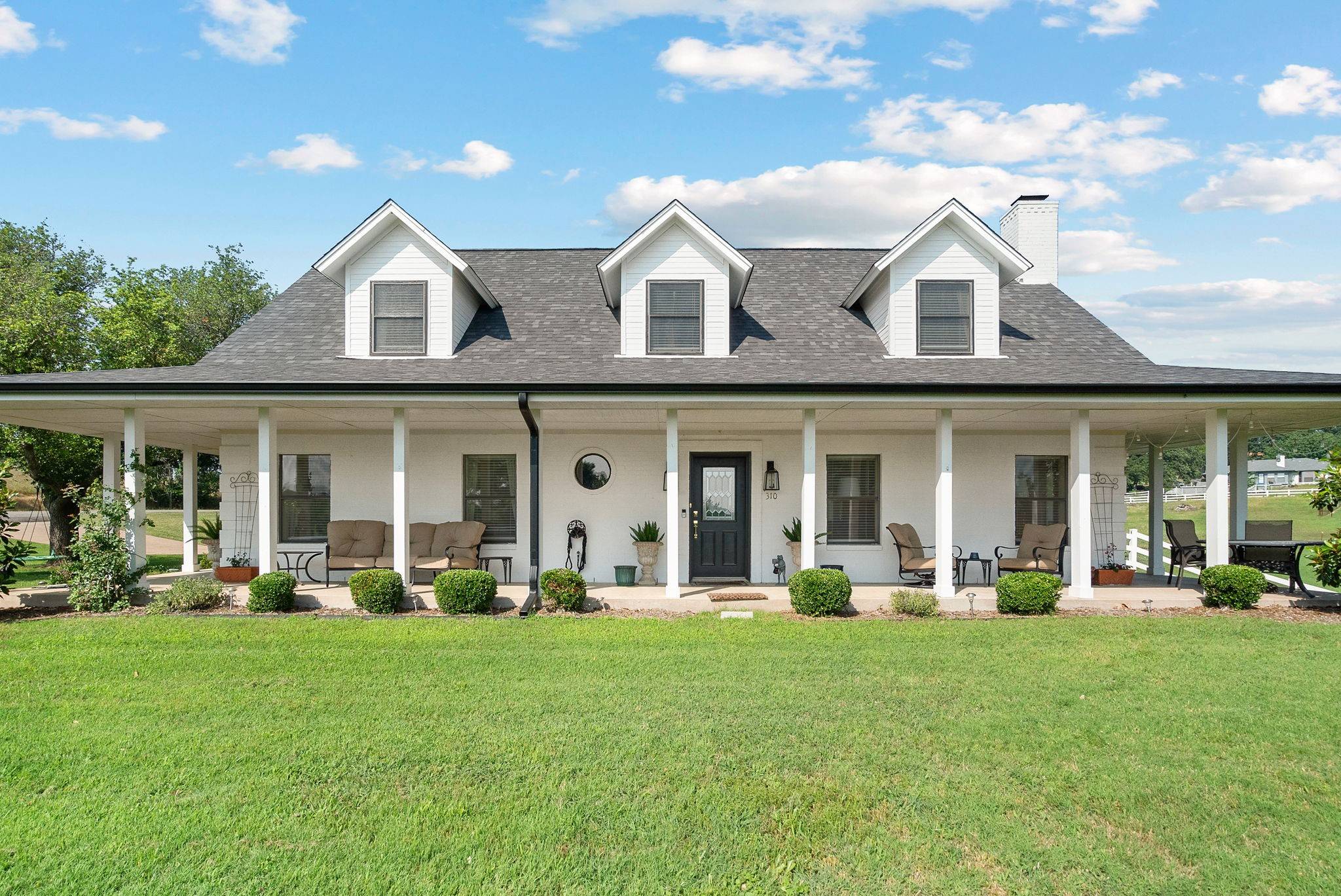 310 Sherry TRL, Weatherford, TX 76086