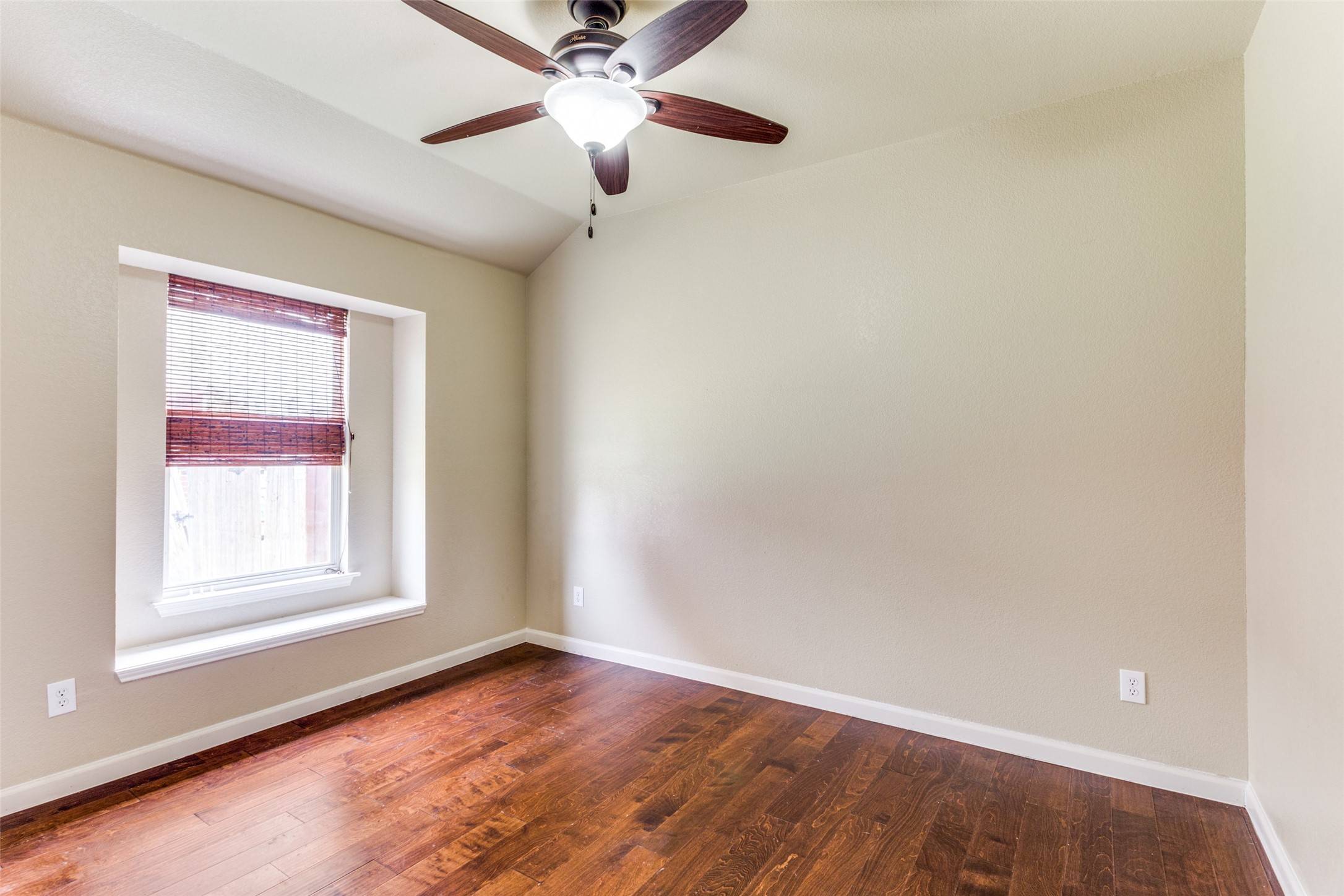 Roanoke, TX 76262,204 Benton DR