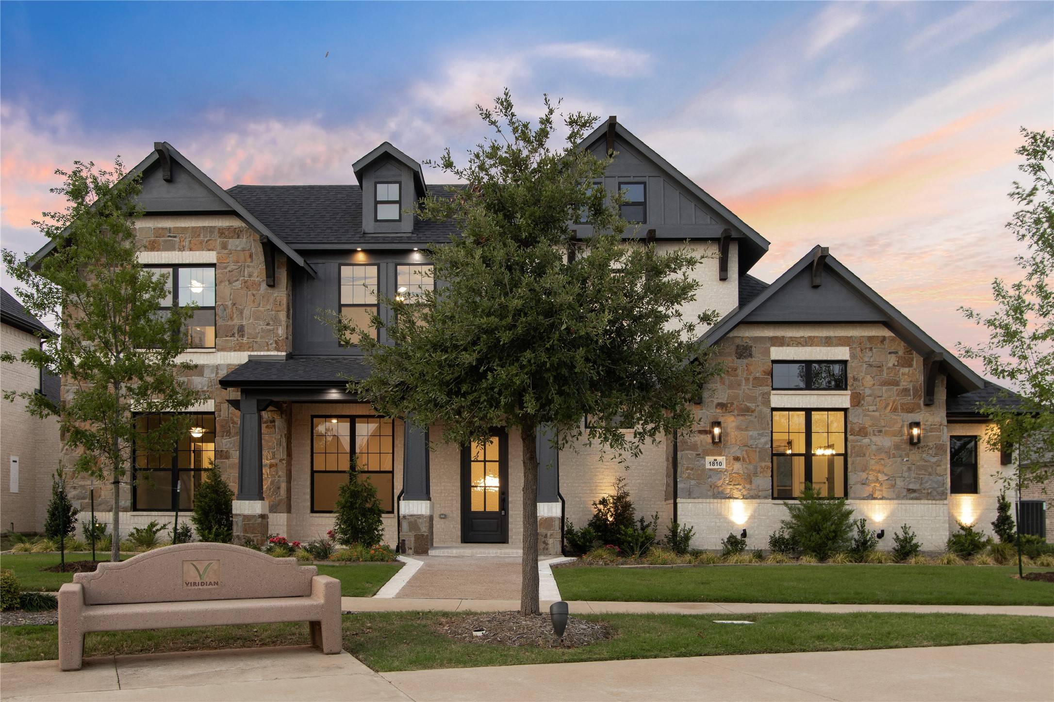 1810 Granite Range LN, Arlington, TX 76005