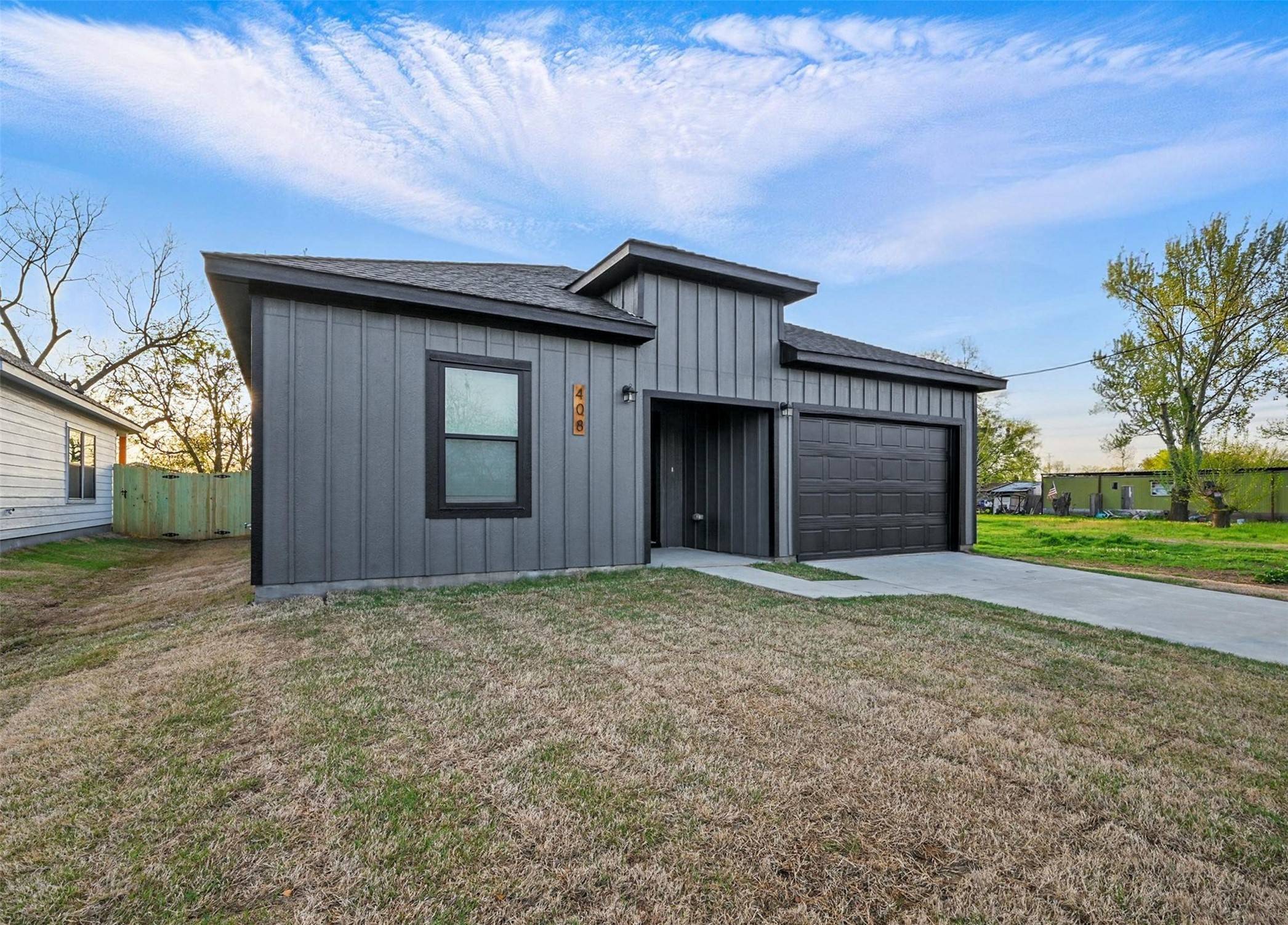 Whitesboro, TX 76273,408 Broadway