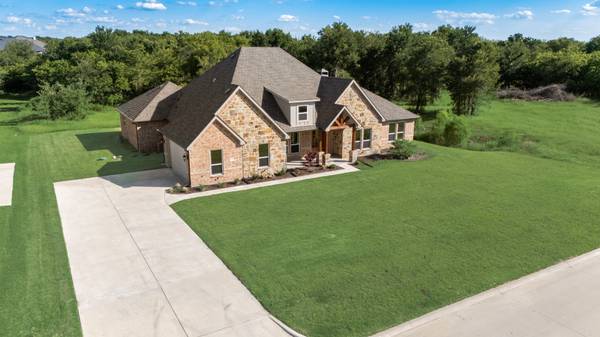 4243 Southern Oaks DR, Royse City, TX 75189