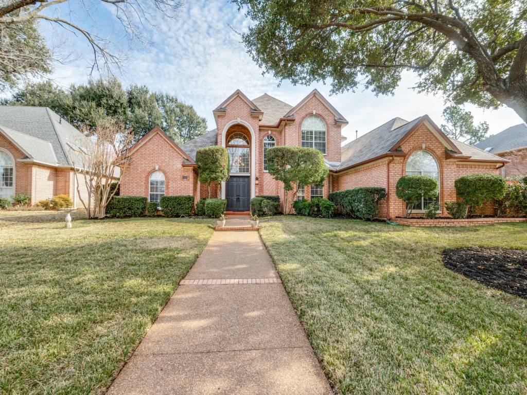 5501 Willow LN, Colleyville, TX 76034