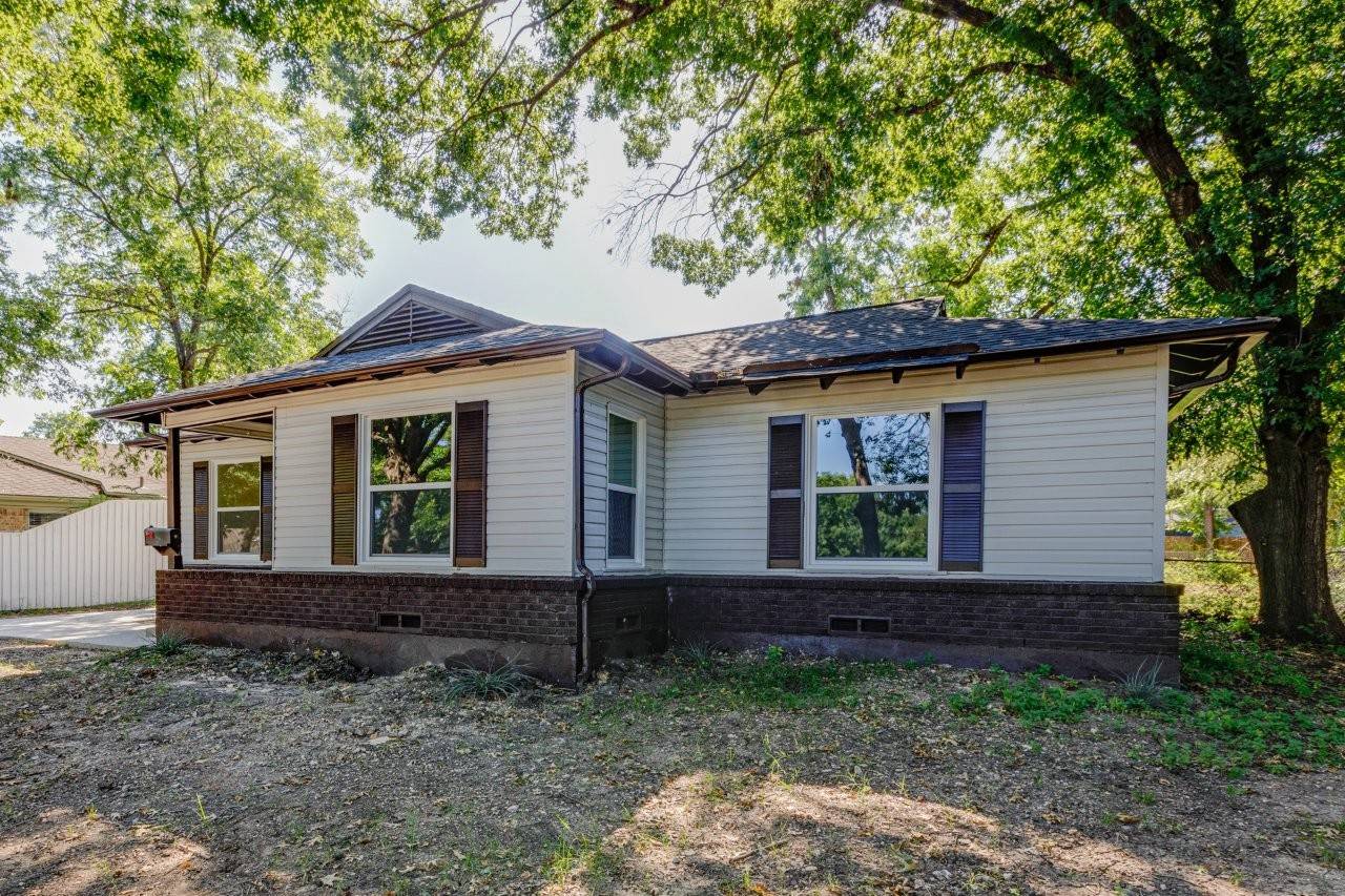 Dallas, TX 75228,2734 Mayhew DR