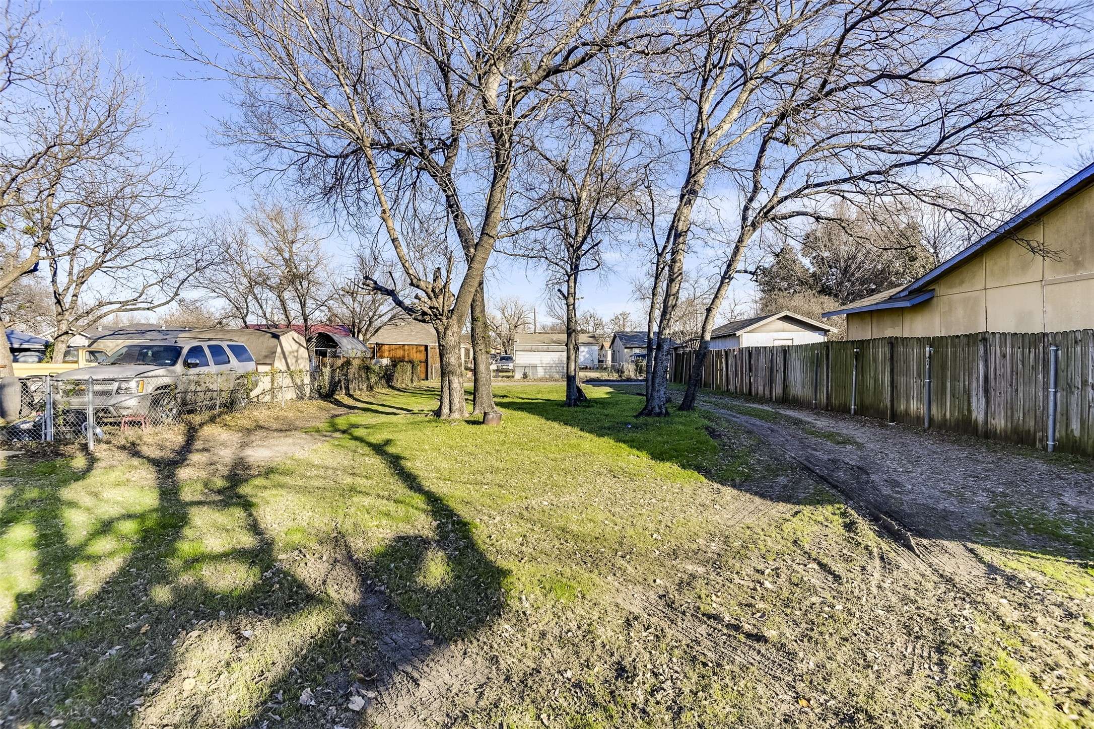 Dallas, TX 75212,4036 Pringle DR