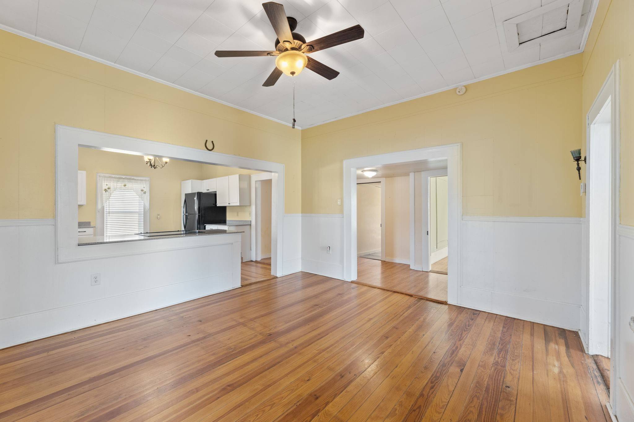 Eustace, TX 75124,416 Cockrell ST