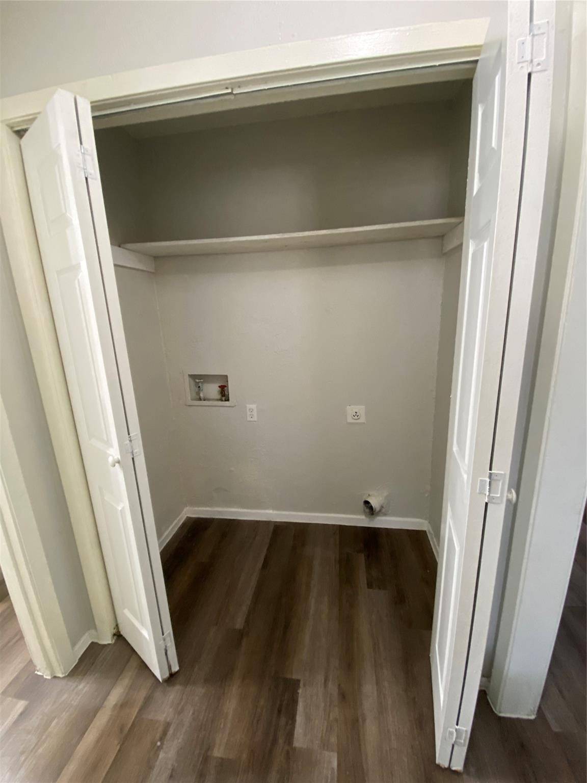 Seagoville, TX 75159,424 E Simonds RD #422-424