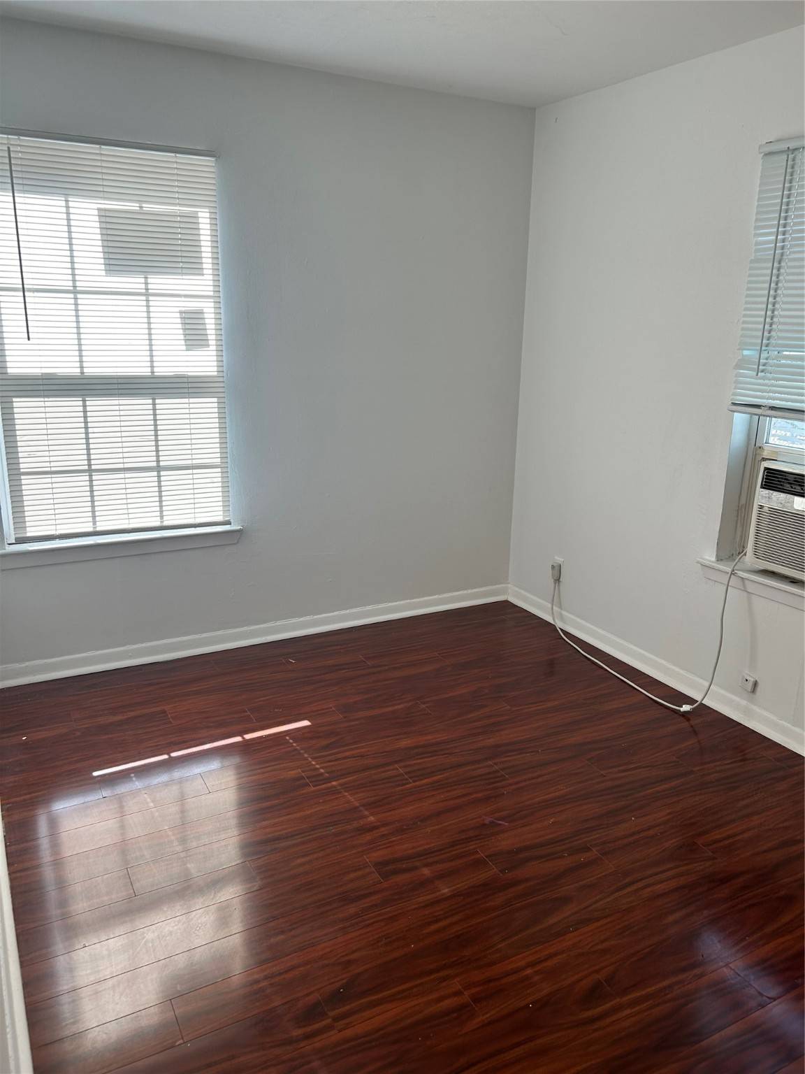 Garland, TX 75040,505 Clark ST