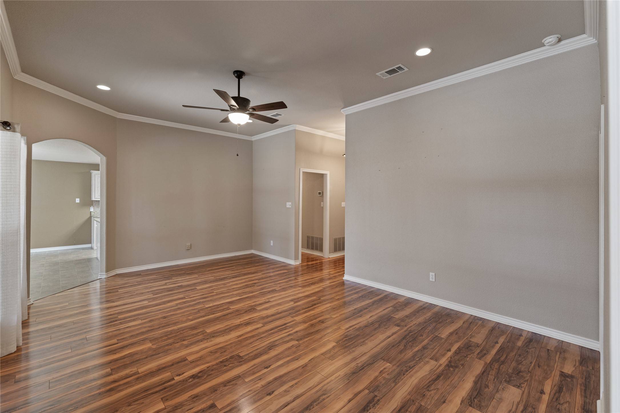 Burleson, TX 76028,705 Parkridge BLVD