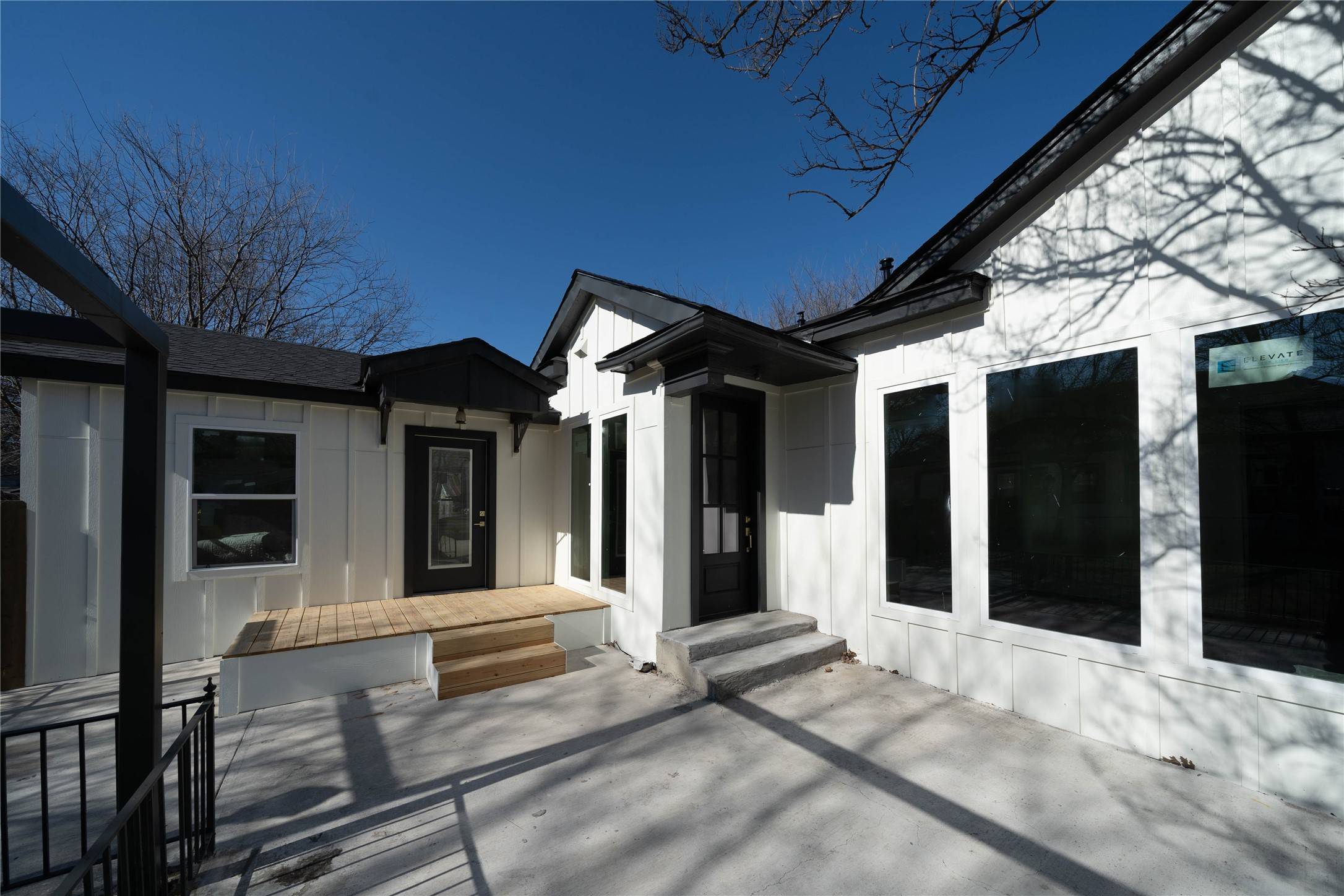 Sherman, TX 75090,1312 S Travis ST