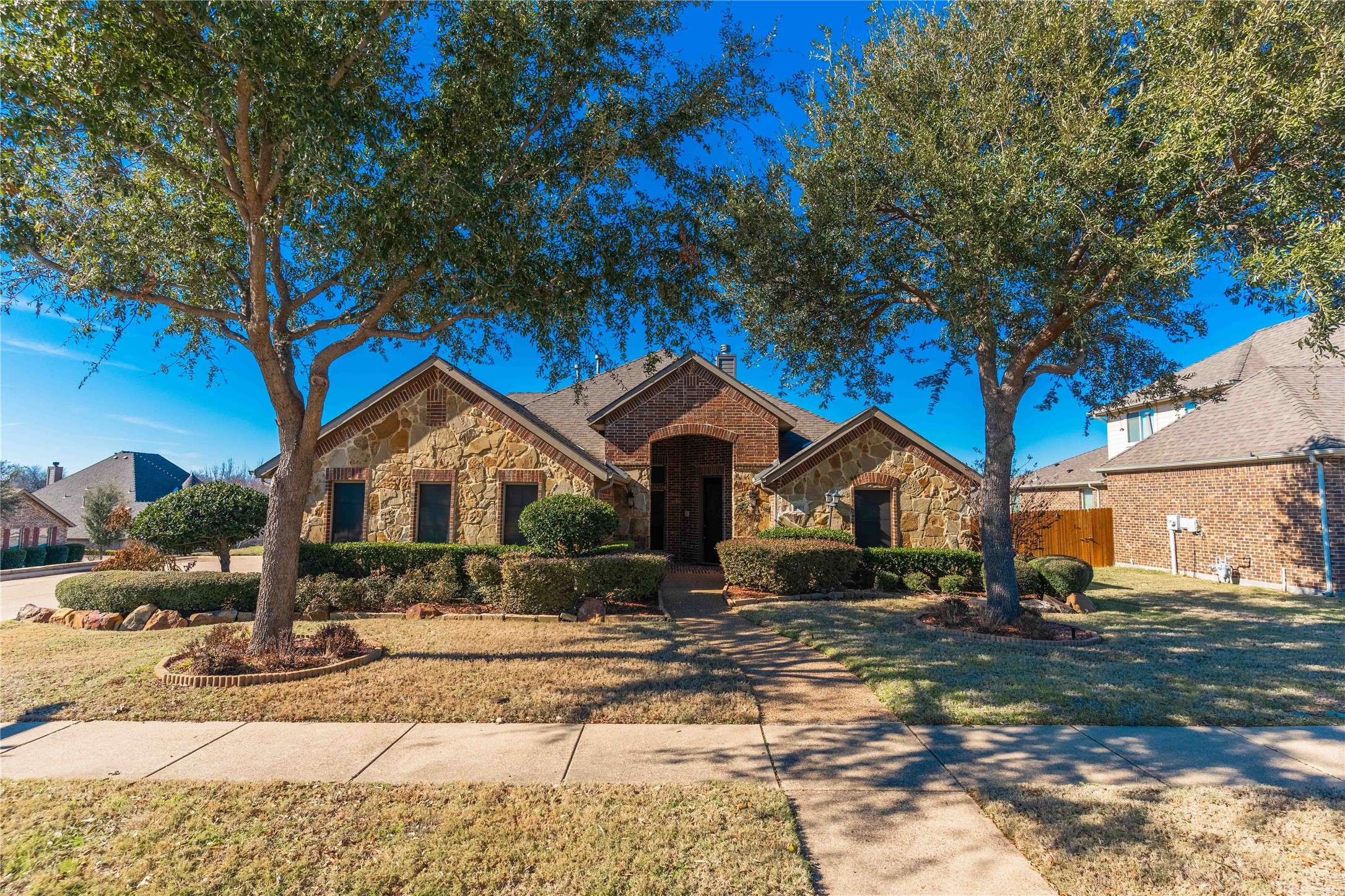 4001 Dalton DR, Rowlett, TX 75089