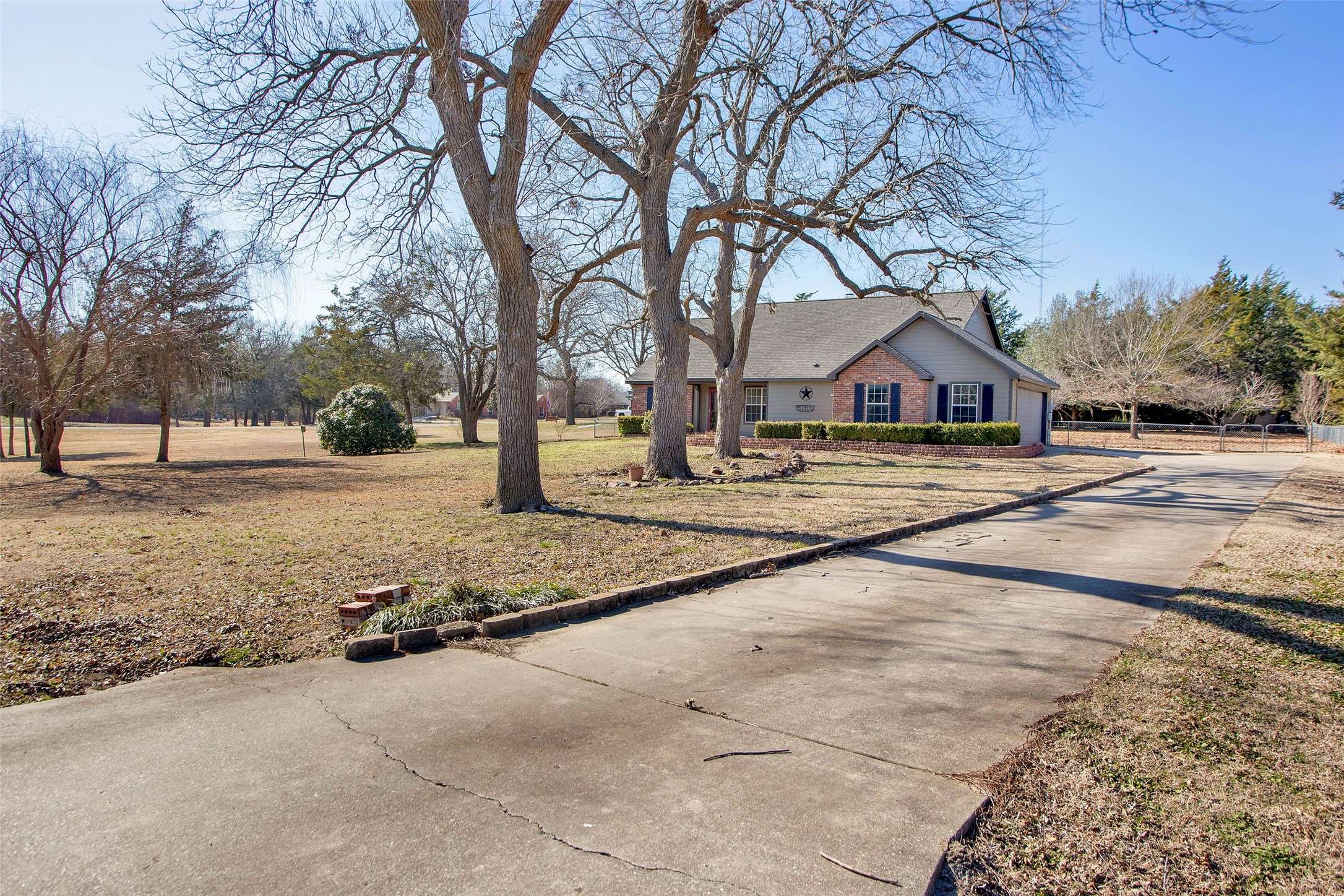 3906 Sistrunk ST,  Sherman,  TX 75090