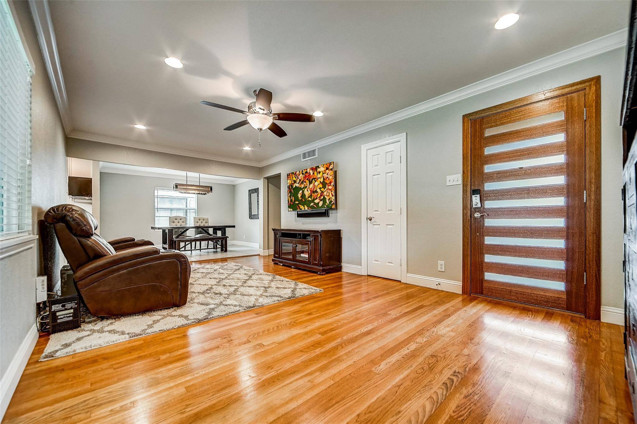 Dallas, TX 75228,9741 Ash Creek DR