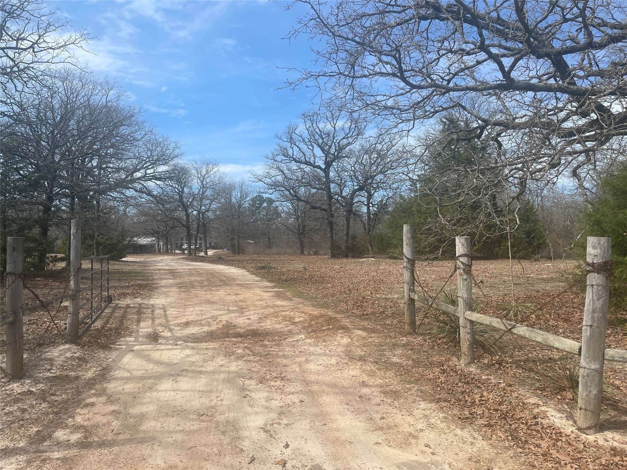 Winnsboro, TX 75494,292 County Road 3999