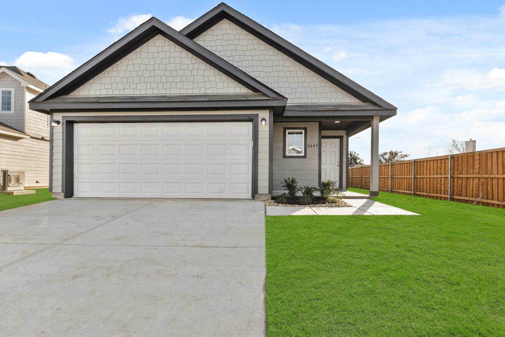 2445 Dahlia DR, Fort Worth, TX 76123