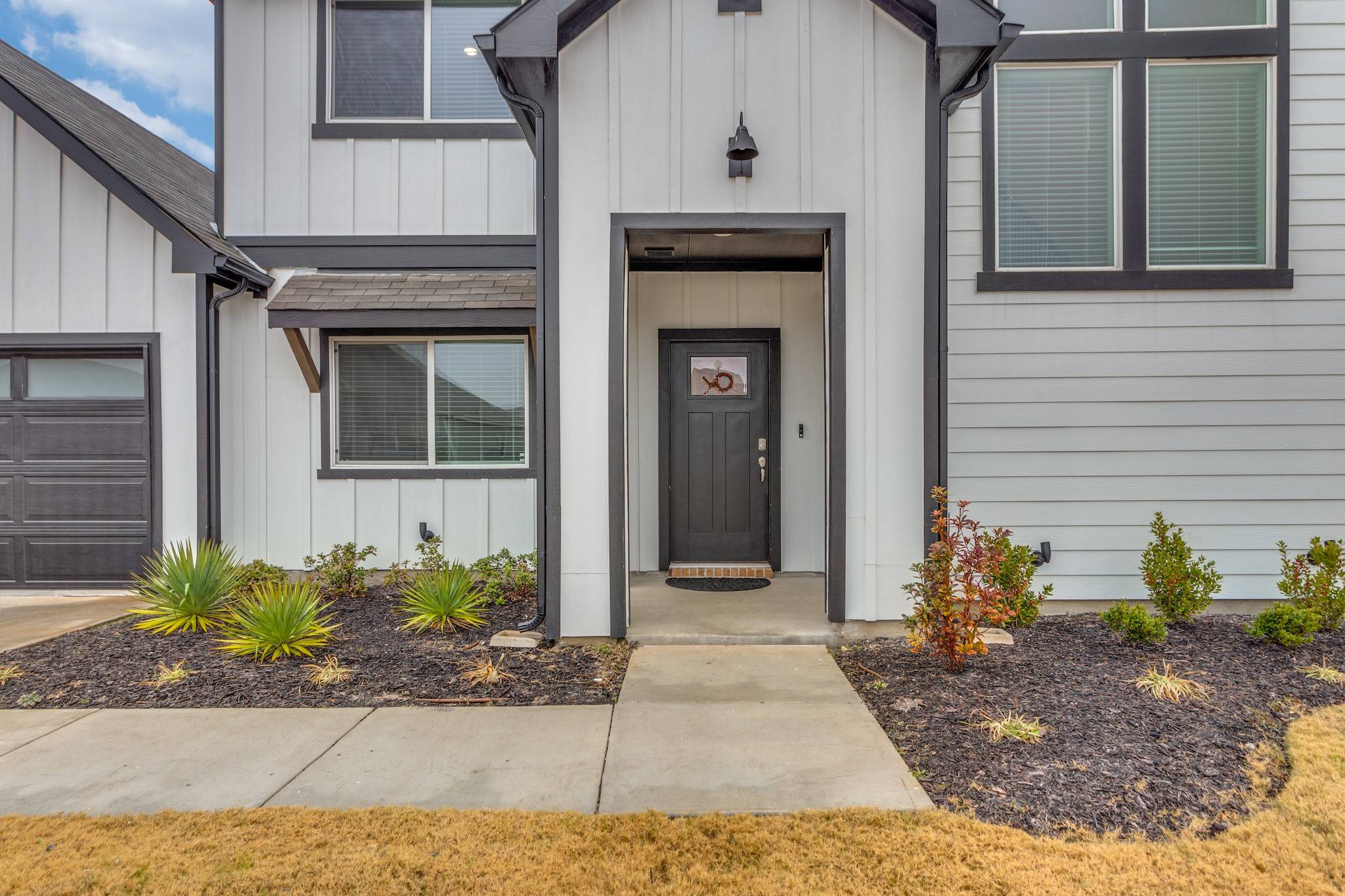 Alvarado, TX 76009,1604 Central Park DR