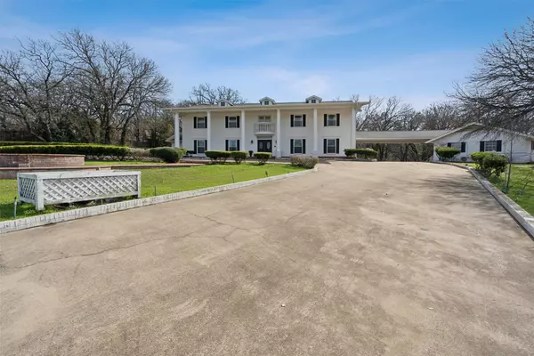 Arlington, TX 76016,5908 Waterview DR