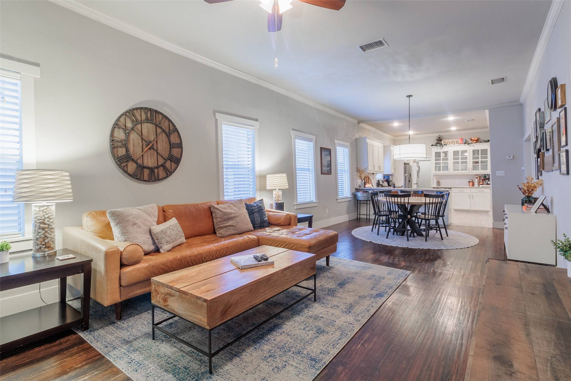 206 S Winnetka AVE, Dallas, TX 75208