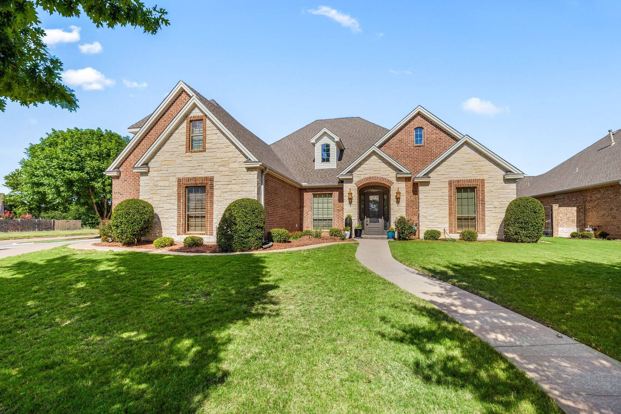 4805 Bridge Creek DR, Wichita Falls, TX 76308
