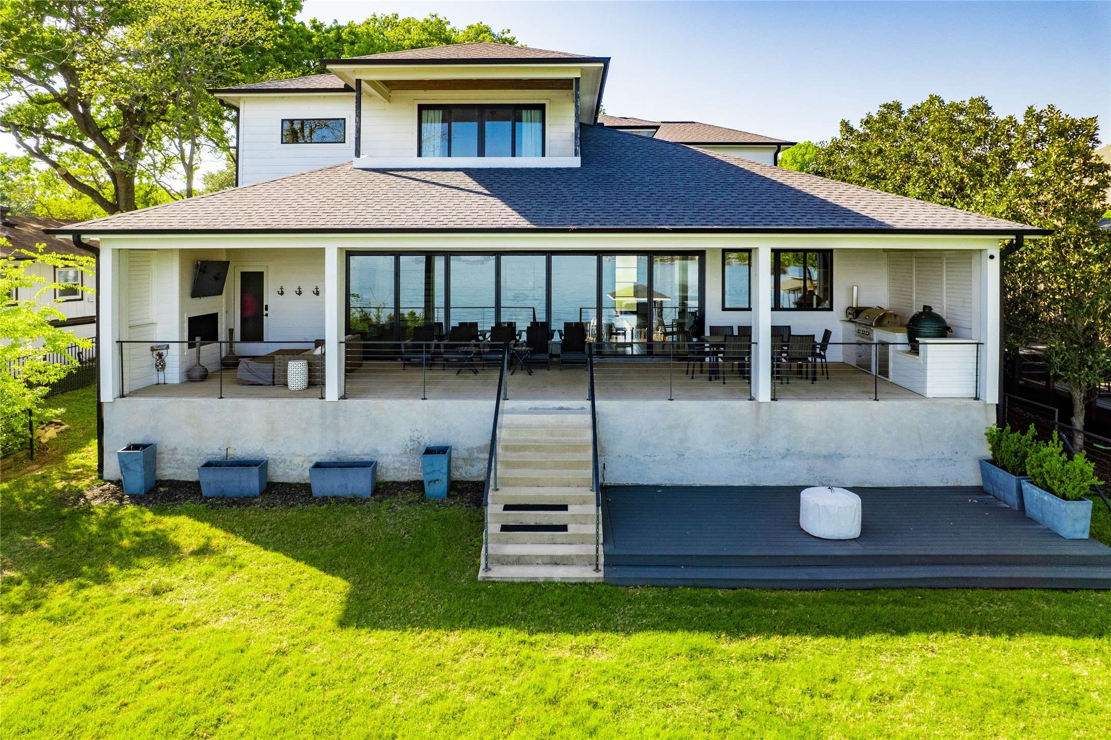 201 Seaside DR, Gun Barrel City, TX 75156