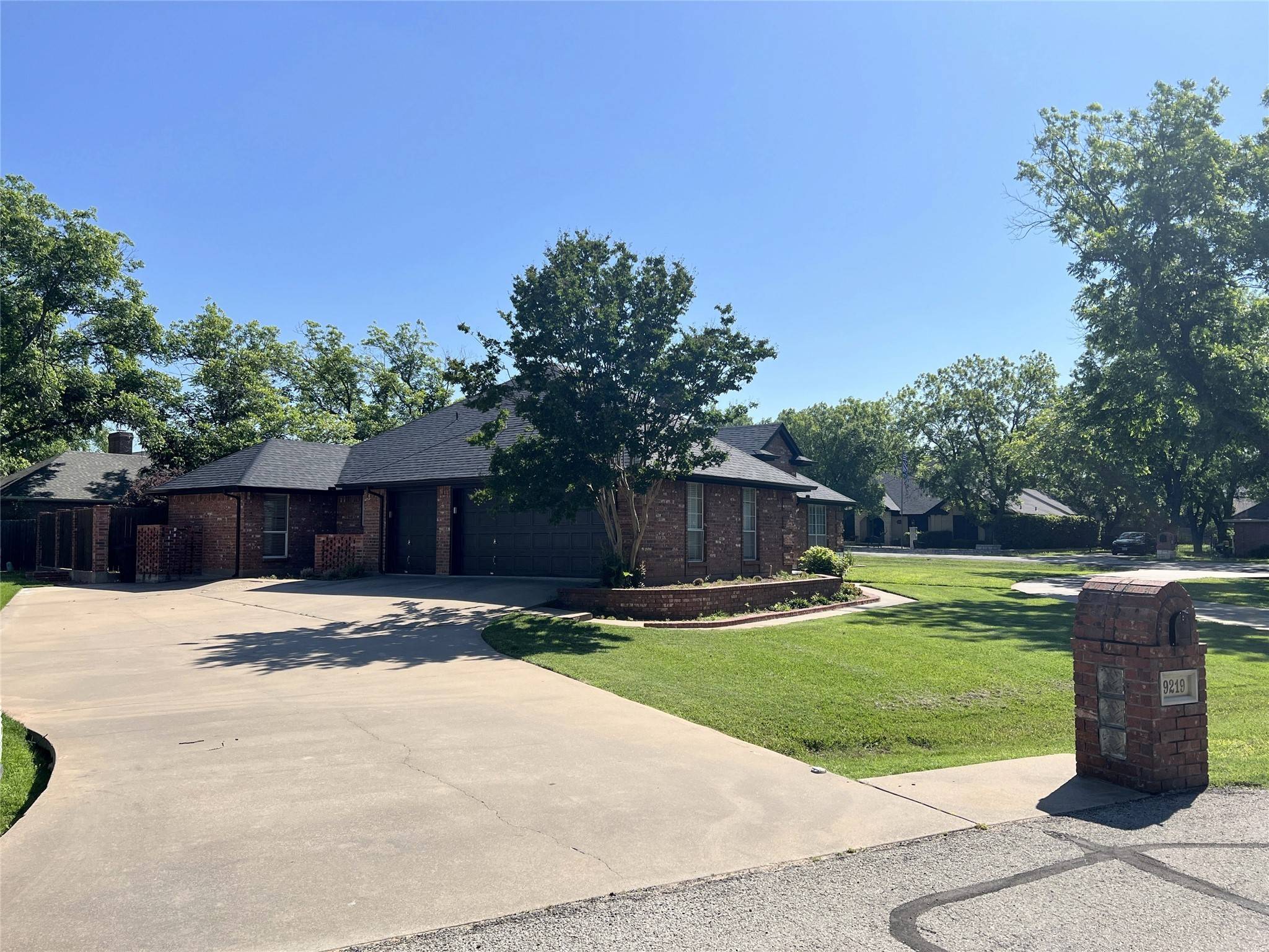 Granbury, TX 76049,9219 Hanging Moss DR