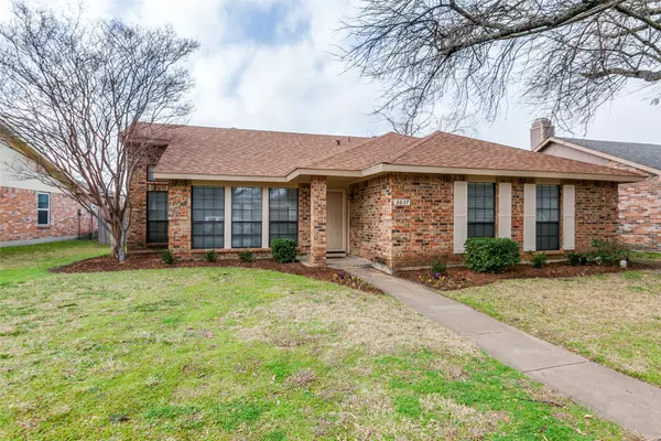 Garland, TX 75040,2637 Hampshire DR