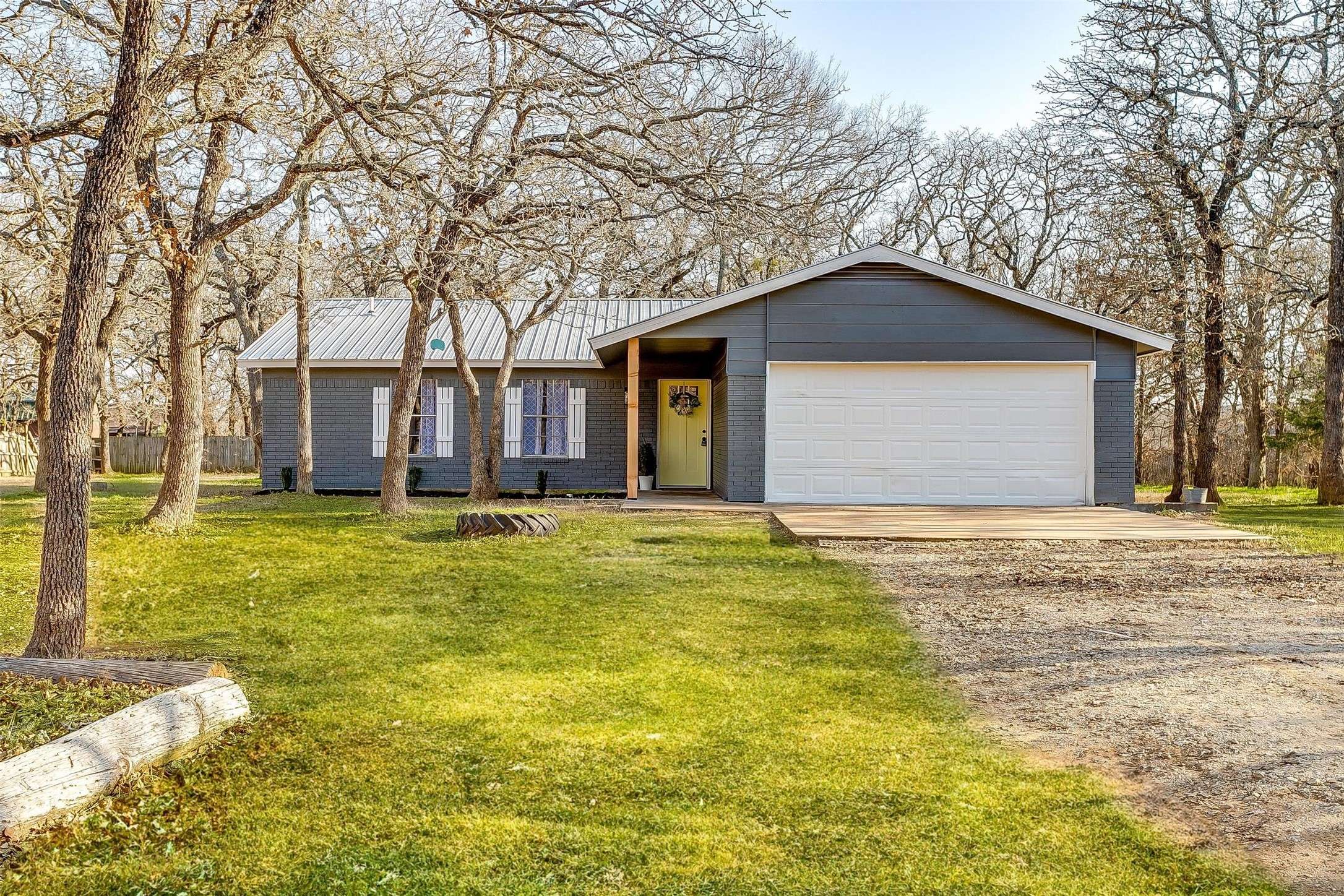120 Murry RD, Whitney, TX 76692