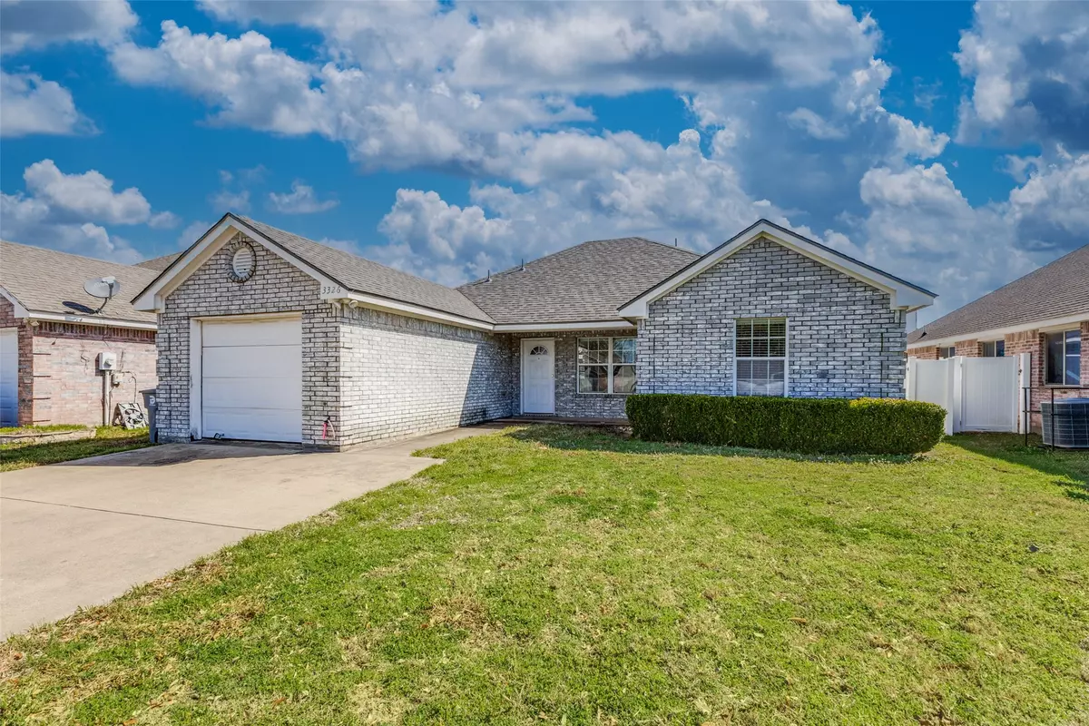 Dallas, TX 75228,3326 Shining Light DR