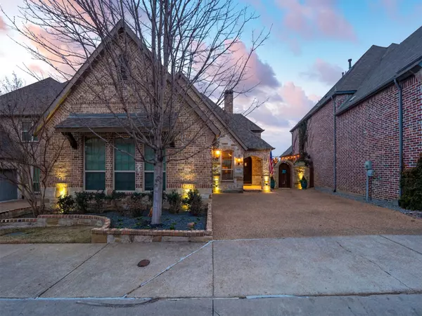 Lewisville, TX 75056,1020 The Lakes BLVD