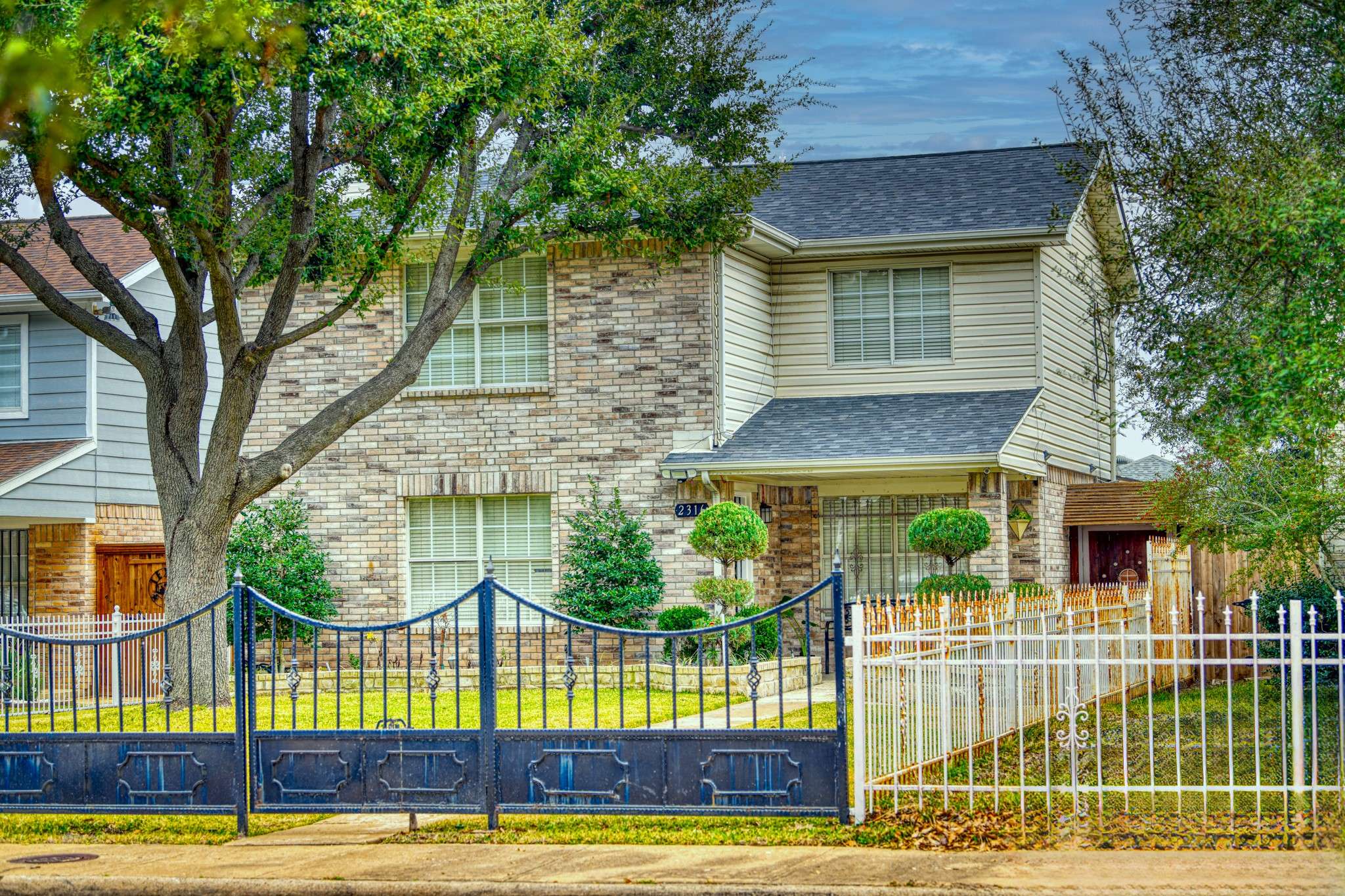 2316 Summit LN, Dallas, TX 75227