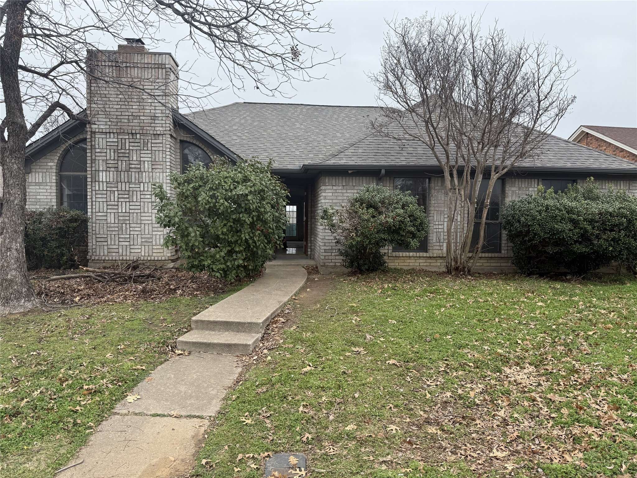 1581 Glenmore DR,  Lewisville,  TX 75077