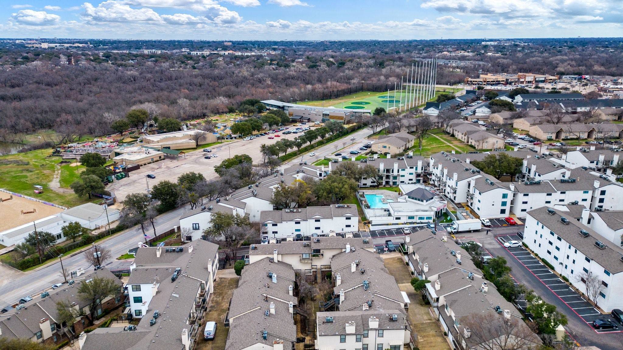 Dallas, TX 75231,8750 Park LN #145